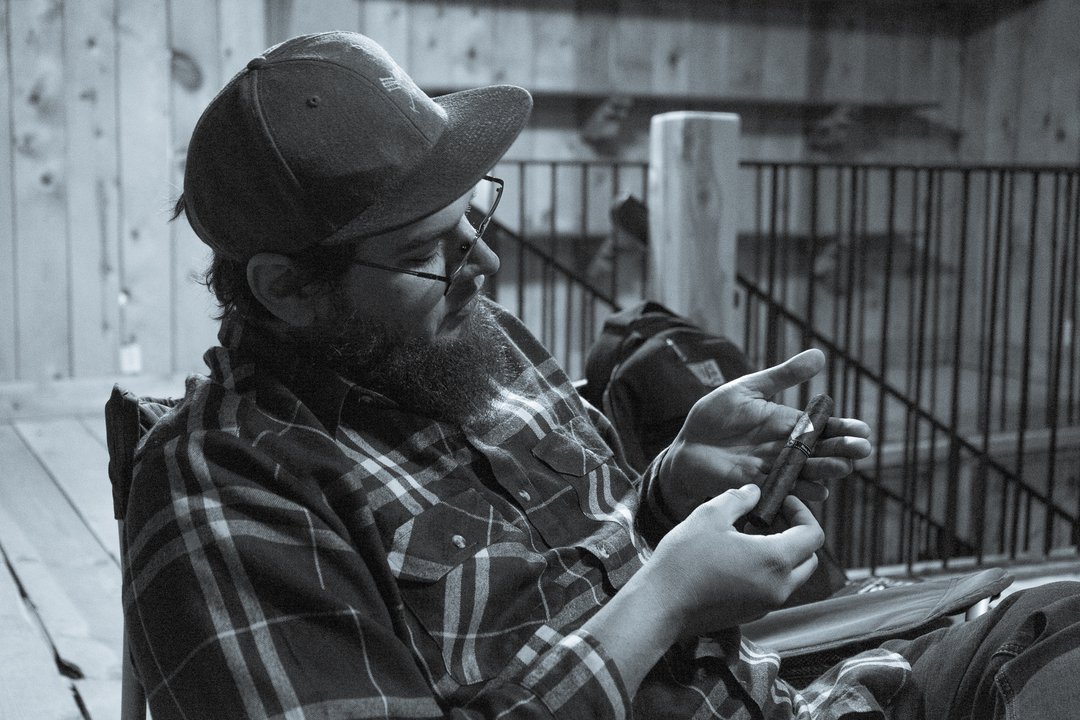 How to Pick and Enjoy Your Cigar